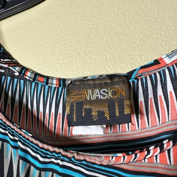 NY Invasion Women’s Aztec Dress Size Medium - Picture 2 of 5